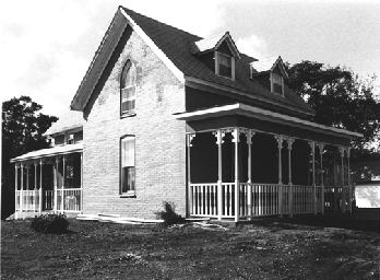 The StageCoach Inn Bed & Breakfast, Operated by Scott and Carol Philips - Home of the Macon Post Office, circa 1890's - Photo Courtesy of Billy Franke